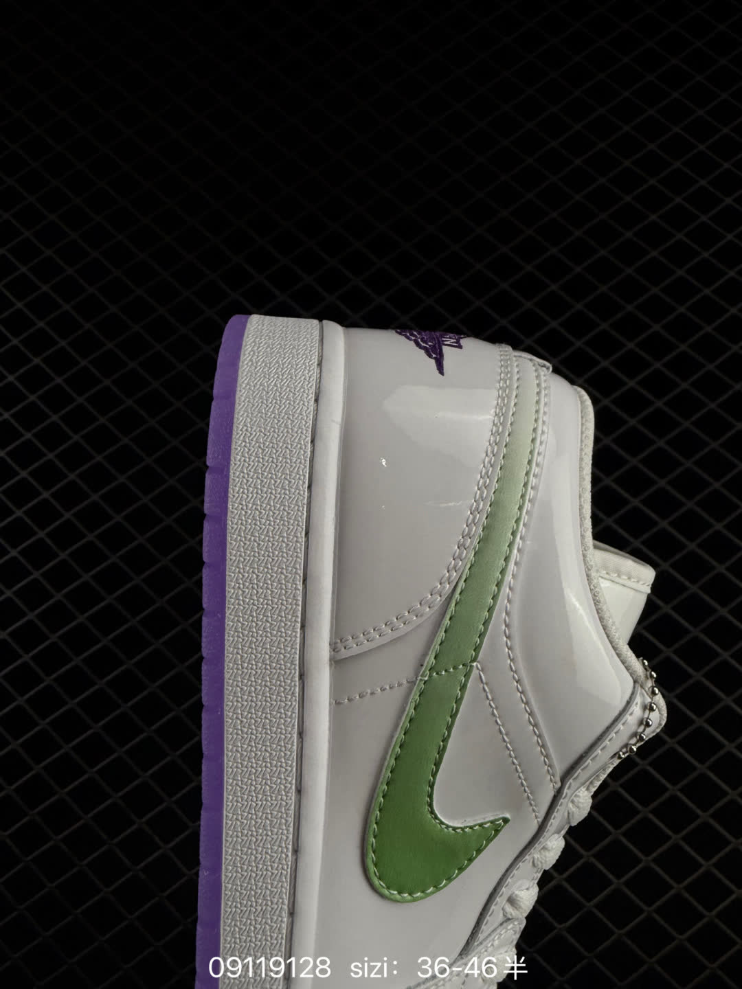 AIR JORDAN 1 MID-IR2367